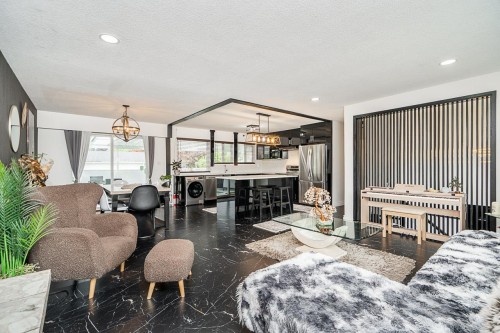 1121 Prairie Avenue, Port Coquitlam, BC 