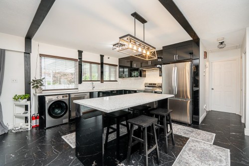 1121 Prairie Avenue, Port Coquitlam, BC 