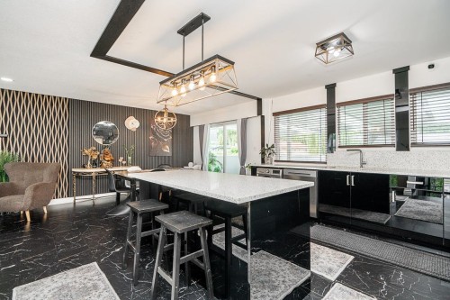 1121 Prairie Avenue, Port Coquitlam, BC 