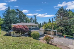 3898 Fromme Road  North Vancouver, BC V7K 2G2