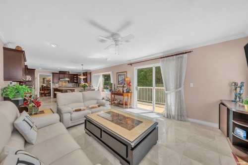 3898 Fromme Road, North Vancouver, BC 
