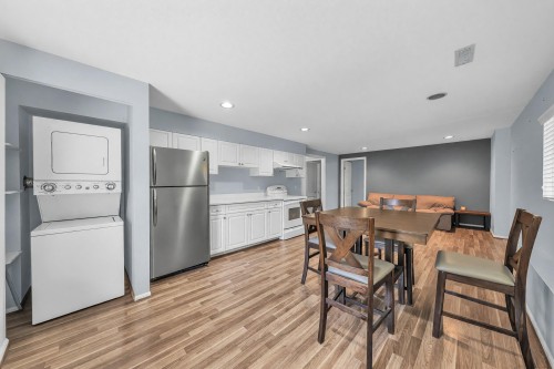 3898 Fromme Road, North Vancouver, BC 