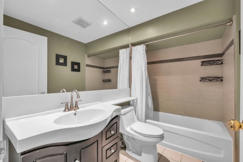 3898 Fromme Road, North Vancouver, BC 