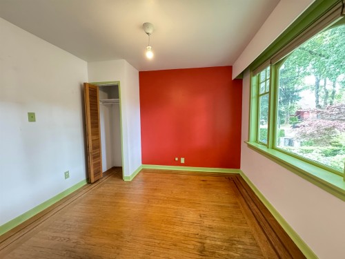 3481 10Th Avenue W, Vancouver, BC 