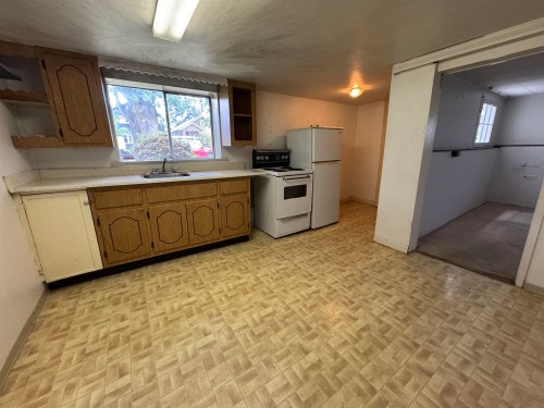3481 10Th Avenue W, Vancouver, BC 