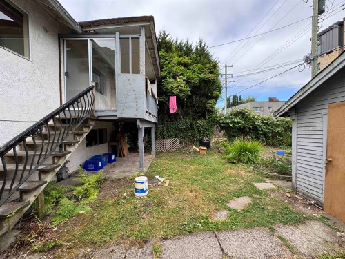 3481 10Th Avenue W, Vancouver, BC 