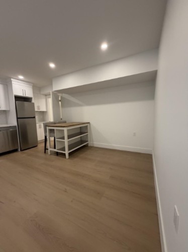 1631 Emerson Court, North Vancouver, BC 