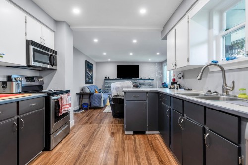 1781 Pitt River Road, Port Coquitlam, BC 