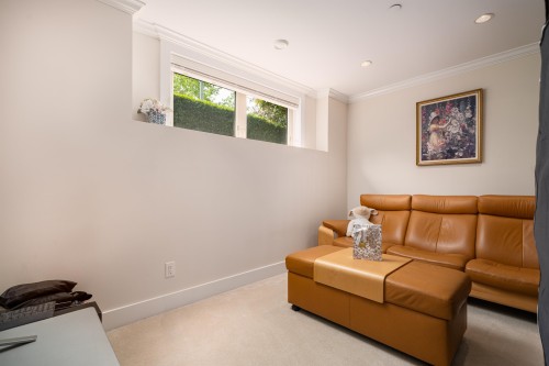 1683 64Th Avenue W, Vancouver, BC 