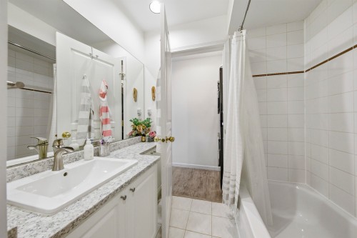 8529 Jellicoe Street, Vancouver, BC 