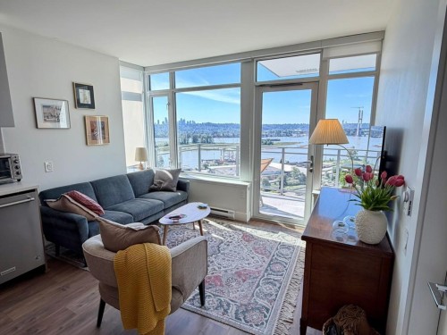 1609-258 Nelson's Court  New Westminster, BC V3L 0J9
