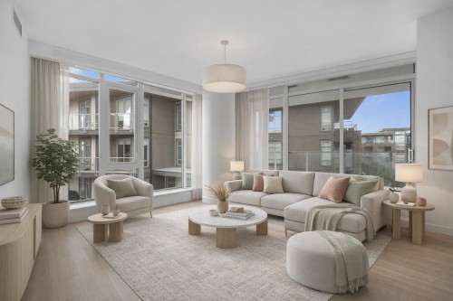 202-7769 Park Crescent, Burnaby, BC 
