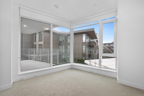 202-7769 Park Crescent, Burnaby, BC 