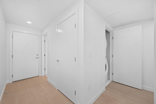 202-7769 Park Crescent, Burnaby, BC 