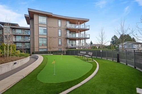 202-7769 Park Crescent, Burnaby, BC 