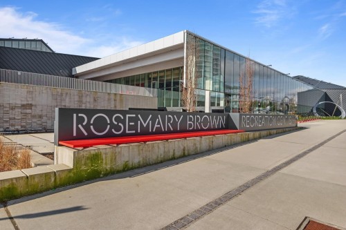 202-7769 Park Crescent, Burnaby, BC 