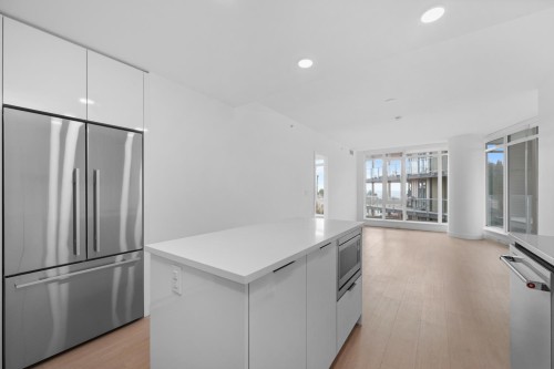 202-7769 Park Crescent, Burnaby, BC 