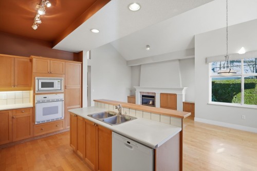 2-5900 Ferry Road, Delta, BC 