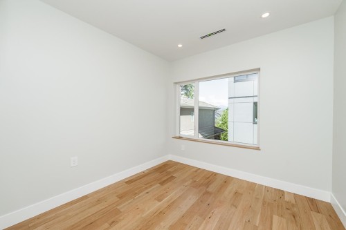 2-678 22Nd Avenue E, Vancouver, BC 