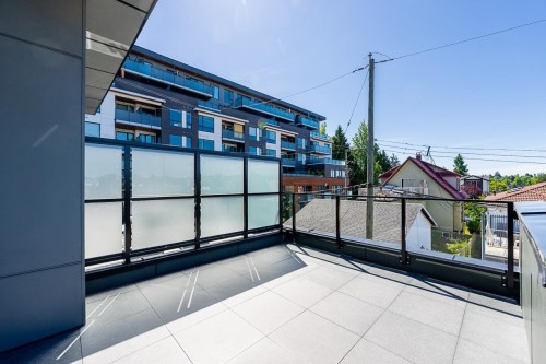 2-678 22Nd Avenue E, Vancouver, BC 