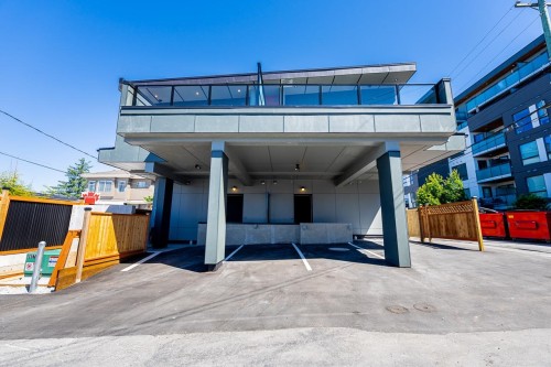 2-678 22Nd Avenue E, Vancouver, BC 