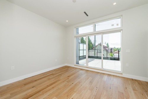 2-678 22Nd Avenue E, Vancouver, BC 