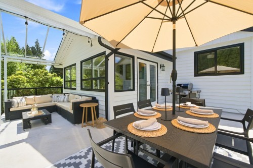 1942 Banbury Road, North Vancouver, BC 