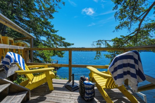 6075 Coracle Drive, Sechelt, BC 