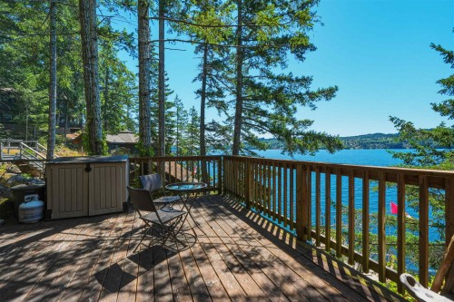 6075 Coracle Drive, Sechelt, BC 