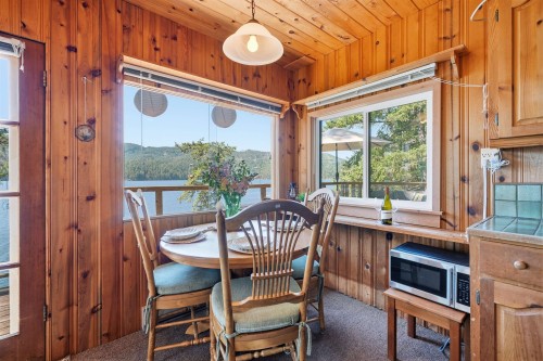 6075 Coracle Drive, Sechelt, BC 