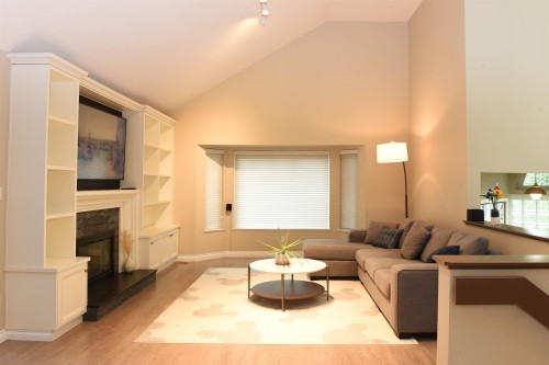 2220 Paulus Crescent, Burnaby, BC 