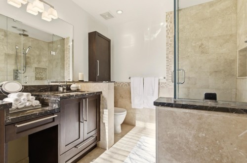 1017 Canyon Boulevard, North Vancouver, BC 