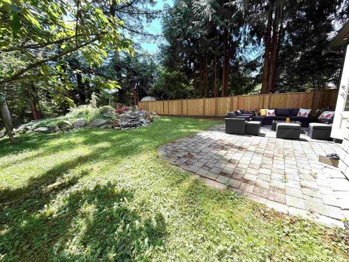 1017 Canyon Boulevard, North Vancouver, BC 