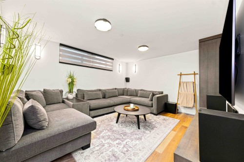 264 17Th Avenue E, Vancouver, BC 