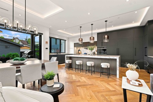 264 17Th Avenue E, Vancouver, BC 