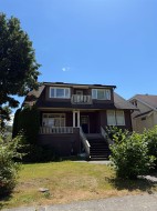 4606 11th Avenue W Vancouver, BC V6R 2M7