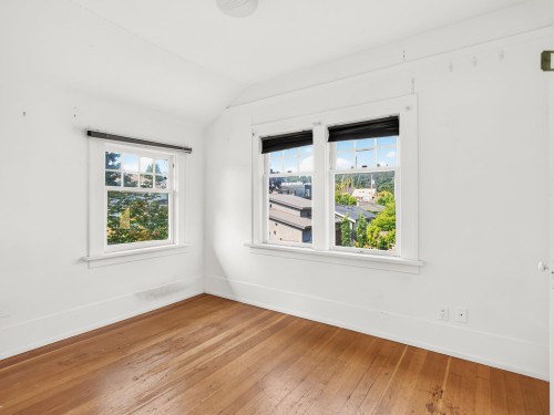 4606 11Th Avenue W, Vancouver, BC - Indoor Photo Showing Other Room