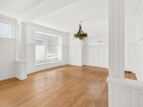 4606 11Th Avenue W, Vancouver, BC - Indoor Photo Showing Other Room