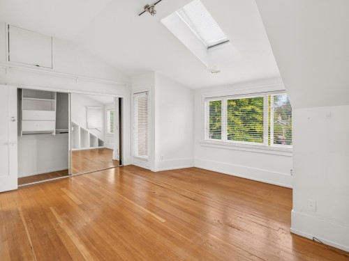 4606 11Th Avenue W, Vancouver, BC - Indoor Photo Showing Other Room