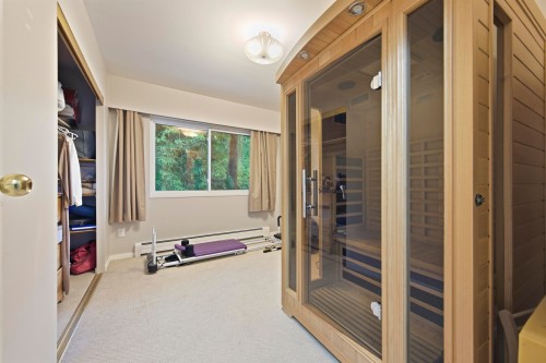 2270 Dawes Hill Road, Coquitlam, BC - Indoor Photo Showing Other Room