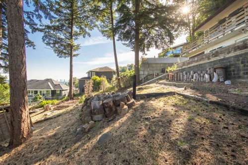 2270 Dawes Hill Road, Coquitlam, BC - Outdoor