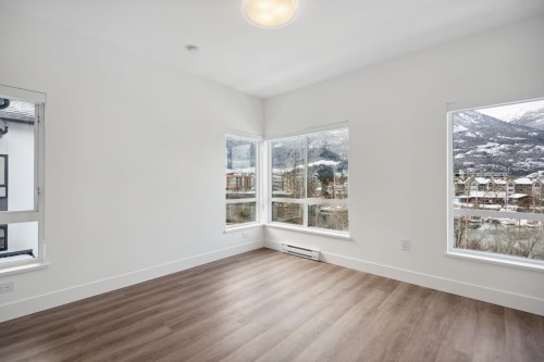 38073 Helm Way, Squamish, BC 