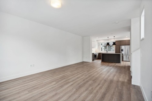 38073 Helm Way, Squamish, BC 
