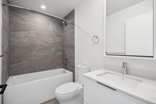 38073 Helm Way, Squamish, BC 