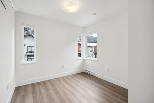 38073 Helm Way, Squamish, BC 