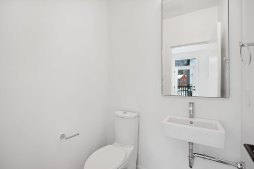 38073 Helm Way, Squamish, BC 