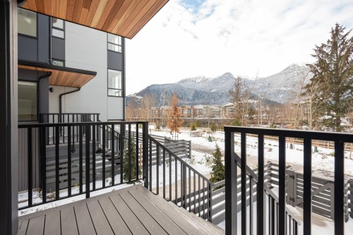 38073 Helm Way, Squamish, BC 