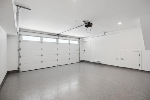 38073 Helm Way, Squamish, BC 