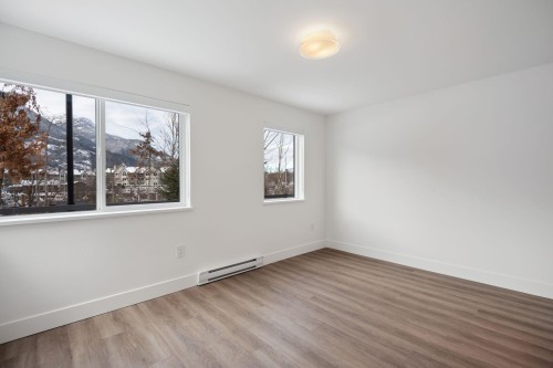 38073 Helm Way, Squamish, BC 