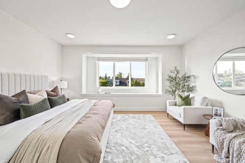 6114 49B Avenue, Delta, BC - Indoor Photo Showing Bedroom